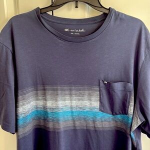 Travis Matthew t-shirt